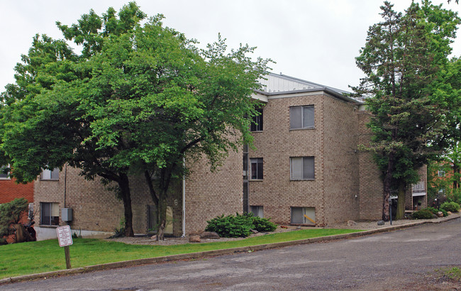 6 Short Hill Ln in Erlanger, KY - Foto de edificio - Building Photo