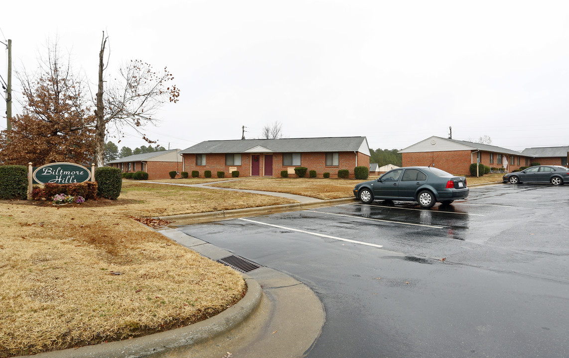 Biltmore Hills Apartments in Raleigh, NC - Building Photo