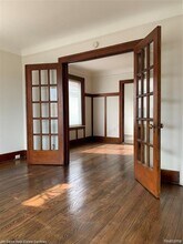 1463 Beaconsfield Ave, Unit 2S in Grosse Pointe Park, MI - Building Photo - Building Photo