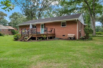 10228 Ashburn Rd in Richmond, VA - Building Photo - Building Photo