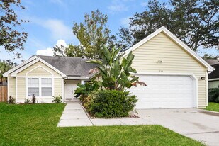 711 White River Dr in Orlando, FL - Building Photo