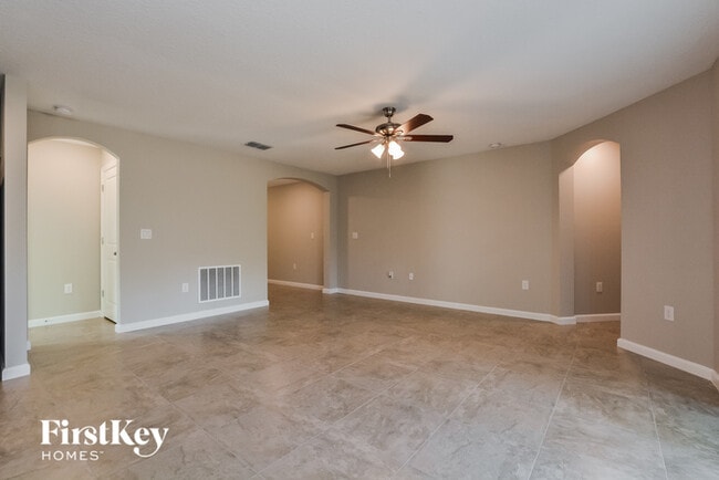 115 Southern Breeze Lp in Winter Haven, FL - Building Photo - Building Photo