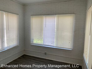 2028 7th Ave in Moline, IL - Building Photo - Building Photo