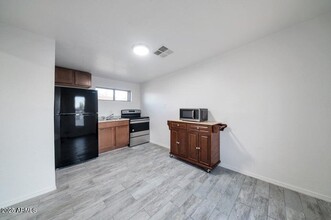 1108 S 33rd Ave in Phoenix, AZ - Building Photo - Building Photo
