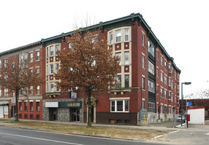 683-685 State St Apartments