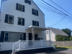 31 Tyler Ave, Unit 3rd Floor in Plainville, CT - Building Photo - Building Photo