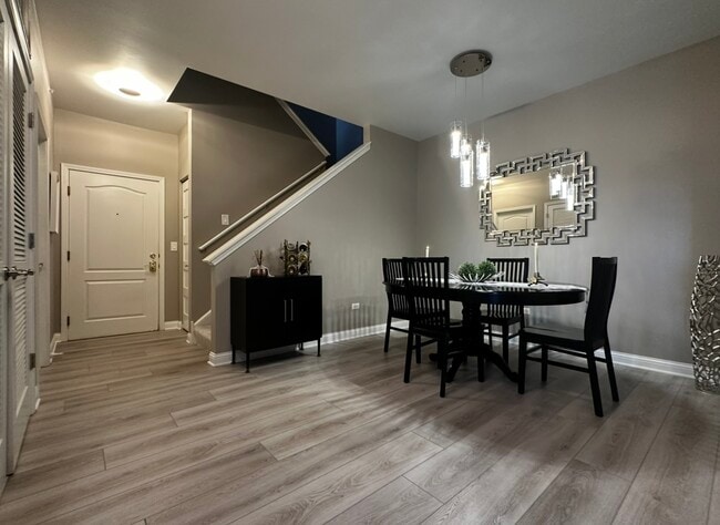 1315 W Lake St in Addison, IL - Building Photo - Building Photo