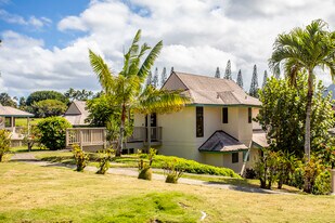 5451 Ka Haku Rd in Princeville, HI - Building Photo