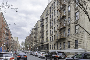 2710 Morris Ave in Bronx, NY - Building Photo