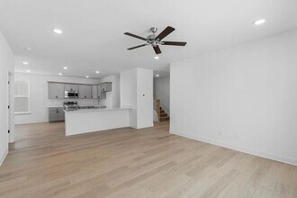 8965 James Crk Dr in Ooltewah, TN - Building Photo - Building Photo