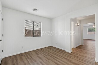 4258 E Tanzanite Ln in Queen Creek, AZ - Building Photo - Building Photo