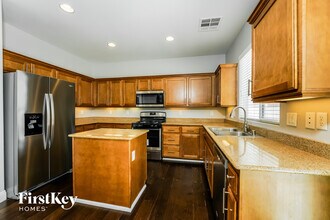 5520 Latrobe Bluff St in North Las Vegas, NV - Building Photo - Building Photo