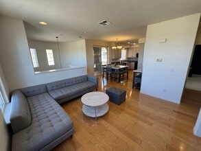540 Altino Blvd in San Jose, CA - Foto de edificio - Building Photo