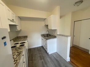 1400 Commonwealth Ave, Unit 1315 common ave in Boston, MA - Building Photo - Building Photo