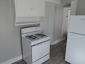 2467 S Burrell St in Milwaukee, WI - Building Photo - Building Photo