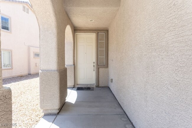 property at 313 Gemstone Hill Ave
