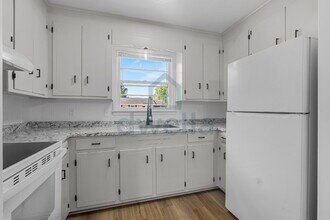 2516 Flamingo Dr in Columbia, SC - Building Photo - Building Photo