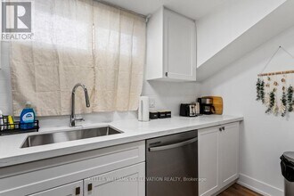 610 King St E in Hamilton, ON - Building Photo - Building Photo