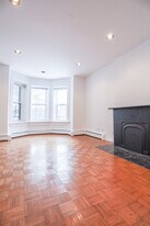 172 W Menomonee St, Unit #G in Chicago, IL - Building Photo