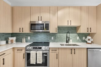 Noho Flats in Tampa, FL - Building Photo - Building Photo