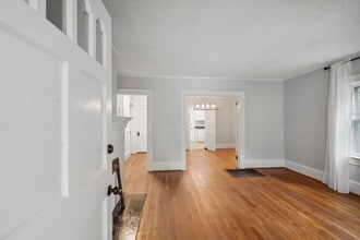 1858 Lyle Ave in Atlanta, GA - Building Photo - Building Photo