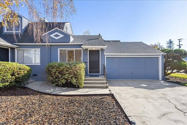 property at 3131 Fernside Blvd