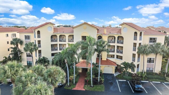 100 Uno Lago Dr in Juno Beach, FL - Foto de edificio - Building Photo