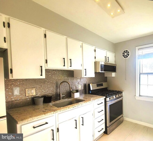 1203 Belle View Blvd in Alexandria, VA - Building Photo - Building Photo