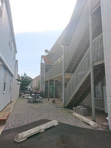 33 Fremont Ave in Seaside Heights, NJ - Building Photo - Building Photo