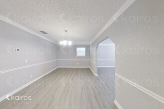 36 W 17th St in Apopka, FL - Foto de edificio - Building Photo
