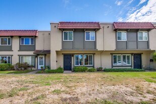 34183 Aberdeen Terrace in Fremont, CA - Building Photo