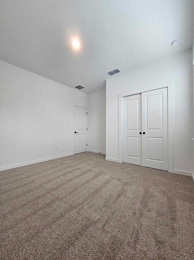 8426 Tranquil Bay Ct in Beach City, TX - Building Photo - Building Photo