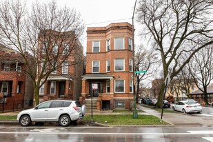 1448 N Kedzie Ave, Unit 1456-CH1 in Chicago, IL - Building Photo