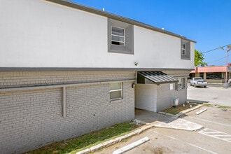 The Sophie in Stephenville, TX - Building Photo - Building Photo