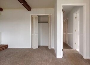 221 Old Cedar Rock Rd in Easley, SC - Building Photo - Building Photo