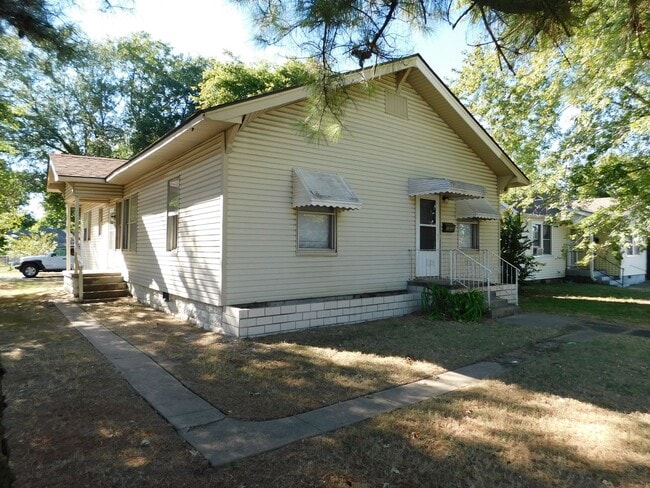 1501 N Greenwood Ave in Fort Smith, AR - Building Photo - Building Photo