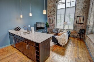 The Lofts at Hawthorne Mill in Charlotte, NC - Building Photo - Building Photo