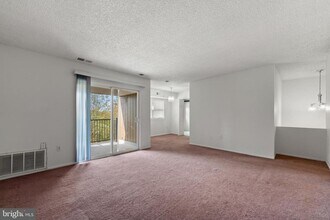 424 Meadowview Ln in Mont Clare, PA - Building Photo - Building Photo