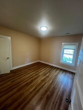 20 Pearl St, Unit 3 in Webster, MA - Building Photo - Building Photo