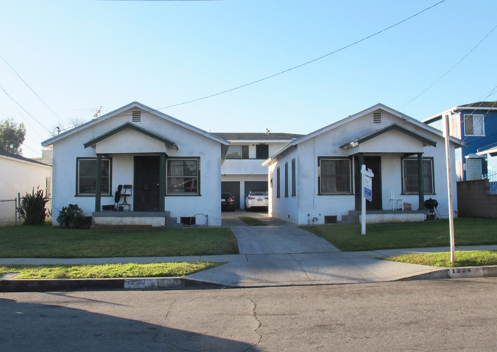 1220 W 109th Pl in Los Angeles, CA - Building Photo