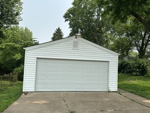 965 Harrison St in Florissant, MO - Building Photo - Building Photo