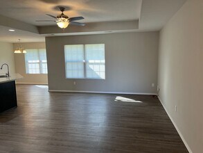 555 W Melody Ln in Republic, MO - Building Photo - Building Photo