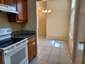 537 Monarch Dr in Lancaster, TX - Building Photo - Building Photo