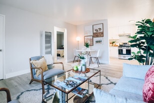 Niles Station in Fremont, CA - Building Photo