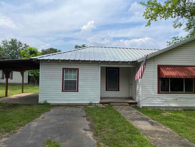 904 Walker Ave in Quitman, TX - Building Photo - Building Photo