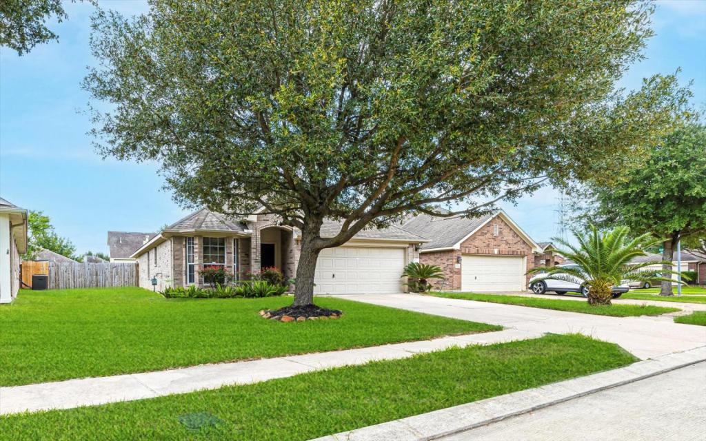 18510 Creek Landing Ct in Katy, TX - Building Photo