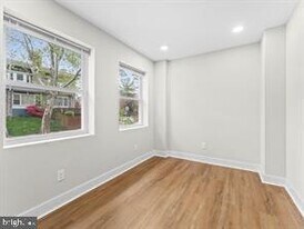 1002 N 65th St in Philadelphia, PA - Building Photo
