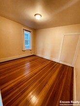141 Cottage St in Boston, MA - Building Photo - Building Photo