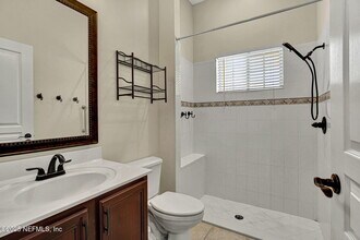 7963 Mt Ranier Dr in Jacksonville, FL - Building Photo - Building Photo
