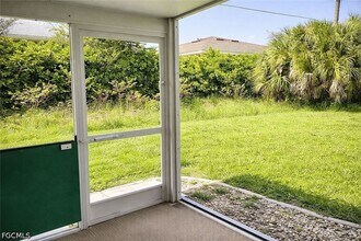 13430 Pine Needle Ln in Ft. Myers, FL - Building Photo - Building Photo